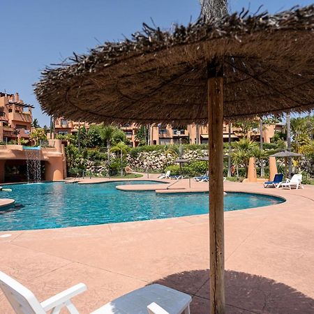 El Sol Sotoserena 2 Bedroom Apartment Estepona Kültér fotó