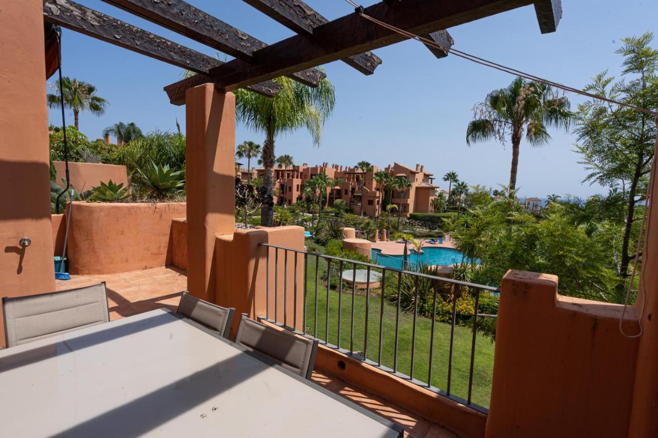 El Sol Sotoserena 2 Bedroom Apartment Estepona Kültér fotó